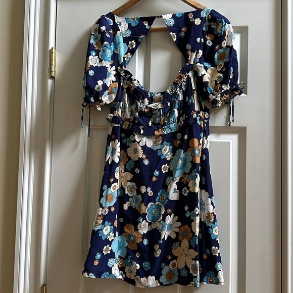 For Love & Lemons Sky Magnolia Mini Dress Floral print SzSmall in Shades of blue - Picture 10 of 12
